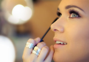 How to Become a Certified Makeup Artist