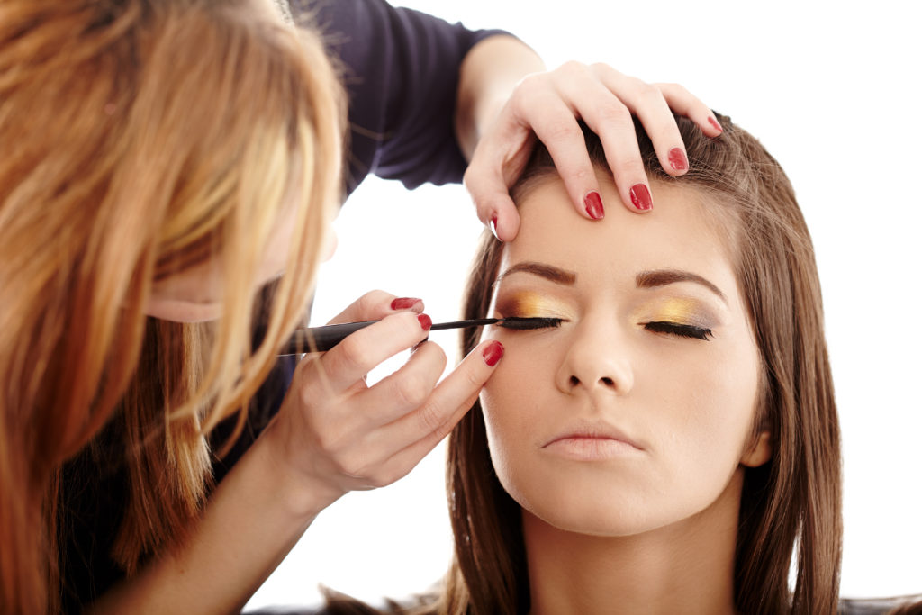 Insider Tips How to Find the Best Makeup Schools in California